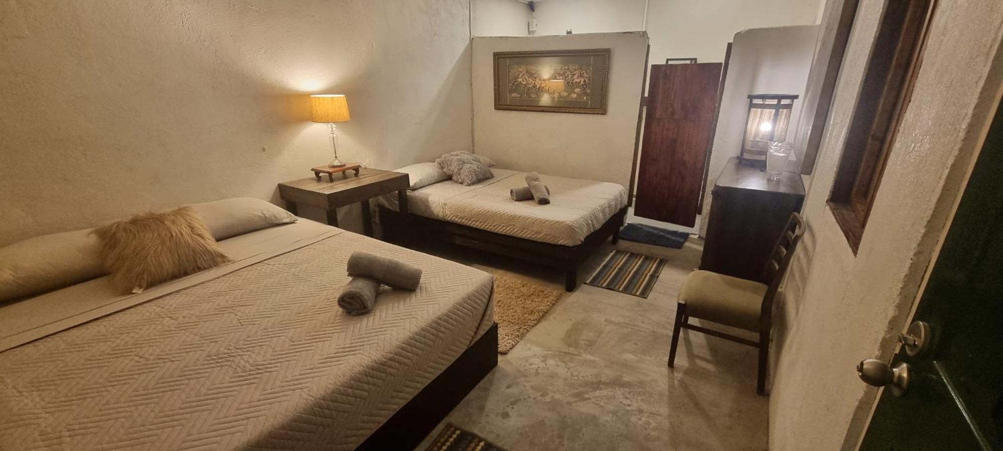 Marius B&B & Hostel Silang Luaran gambar