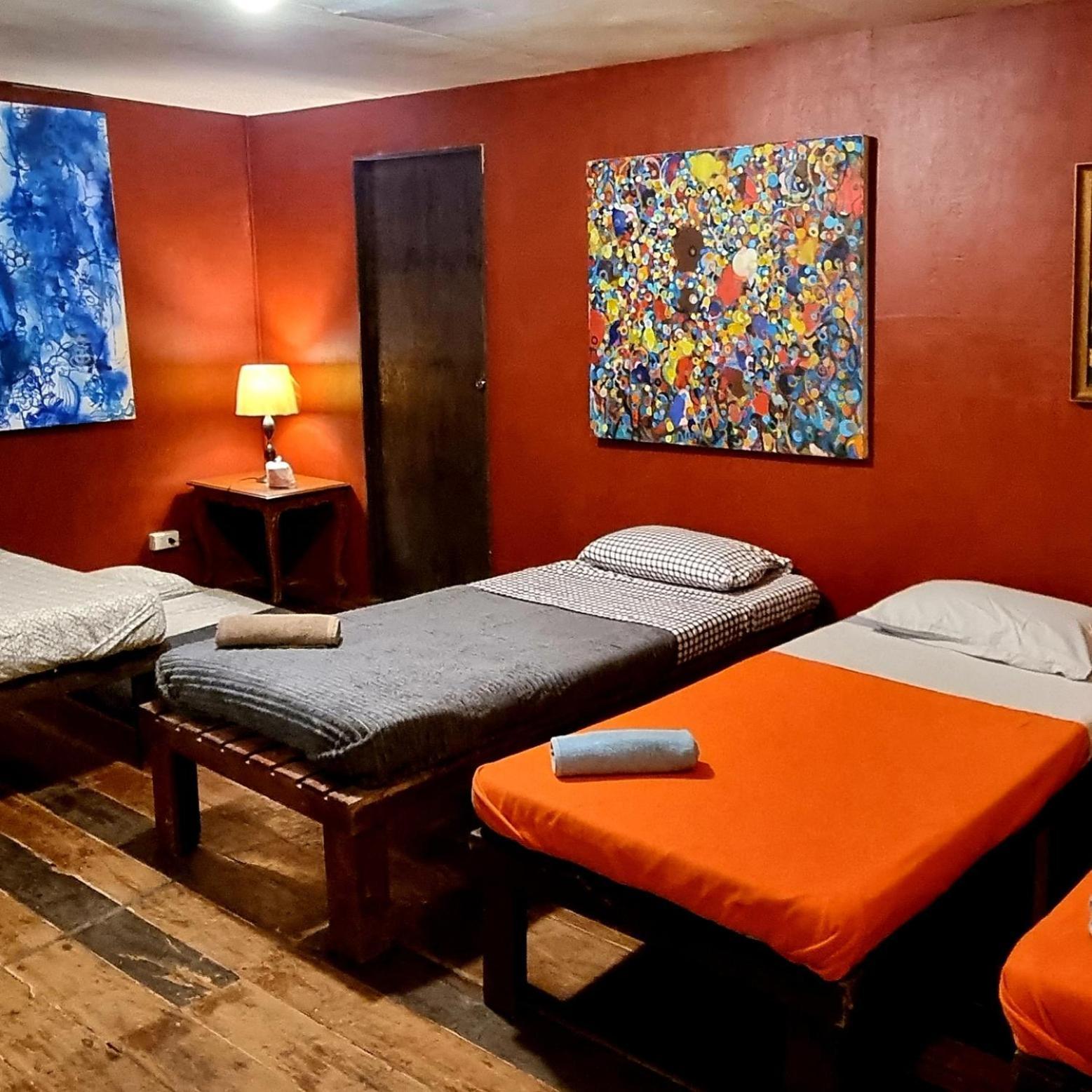 Marius B&B & Hostel Silang Luaran gambar