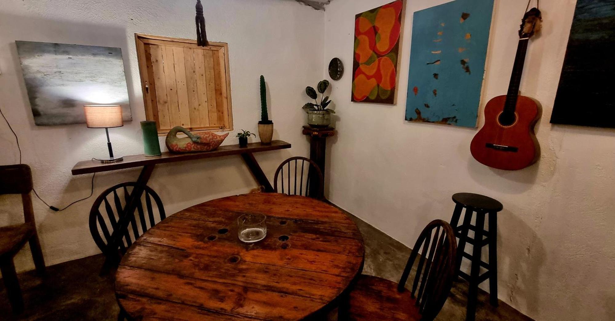 Marius B&B & Hostel Silang Luaran gambar