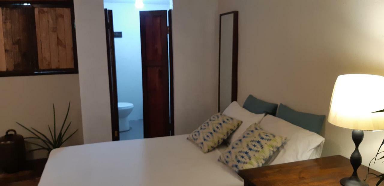 Marius B&B & Hostel Silang Luaran gambar